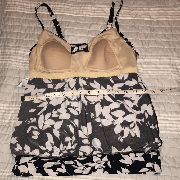 Lands’ End Women’s Size 6 Floral Swim Tankini Top Black White with Padded Bra - Picture 7 of 10